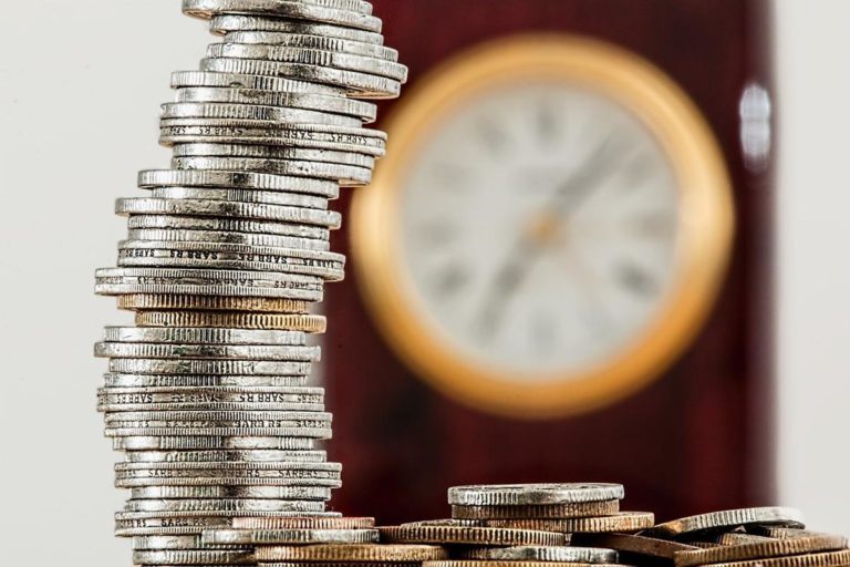 Czy chcesz móc polegać na rynku Forex jako głównym źródle dochodu? Przeczytaj te wskazówki.